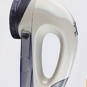 Fabric Lint Remover - Cream and Gray Handheld Shaver